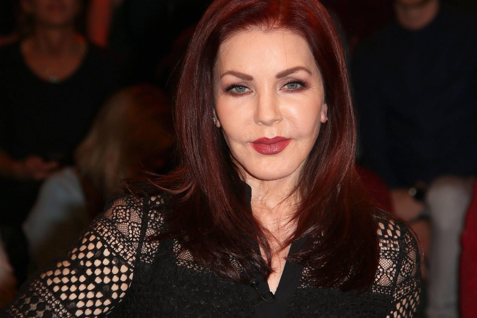 Priscilla Presley ist weiterhin glücklich single.