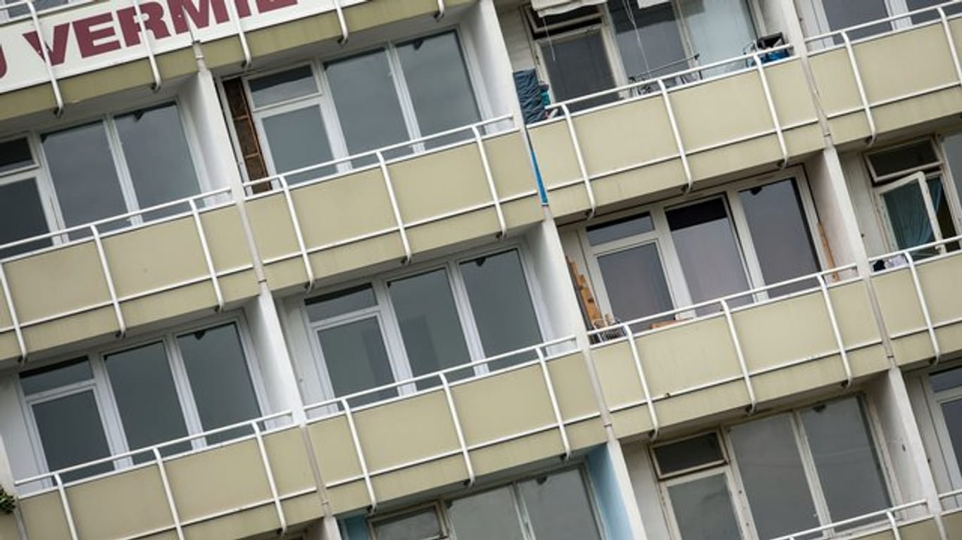 Plattenbauten sind noch zu haben: Leerstehende Wohnungen in einem Mietshaus in Berlin.