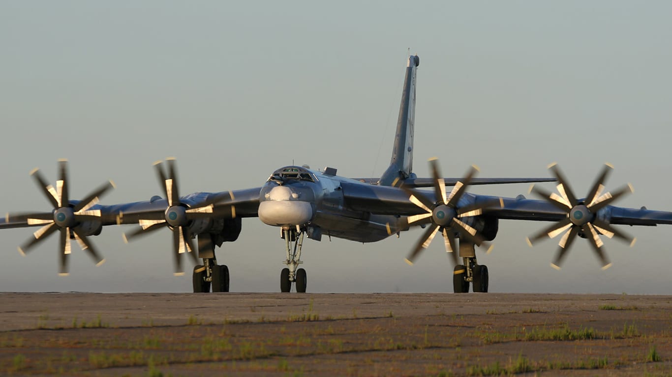 Eine Tupolev Tu-95MS der russischen Luftwaffe.