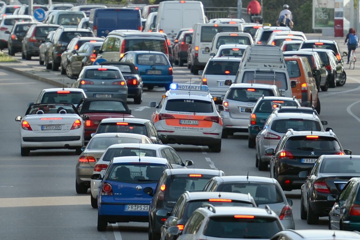 Bundesrat will bei Behinderung von Rettungskräften Bußgeld ab 200 Euro