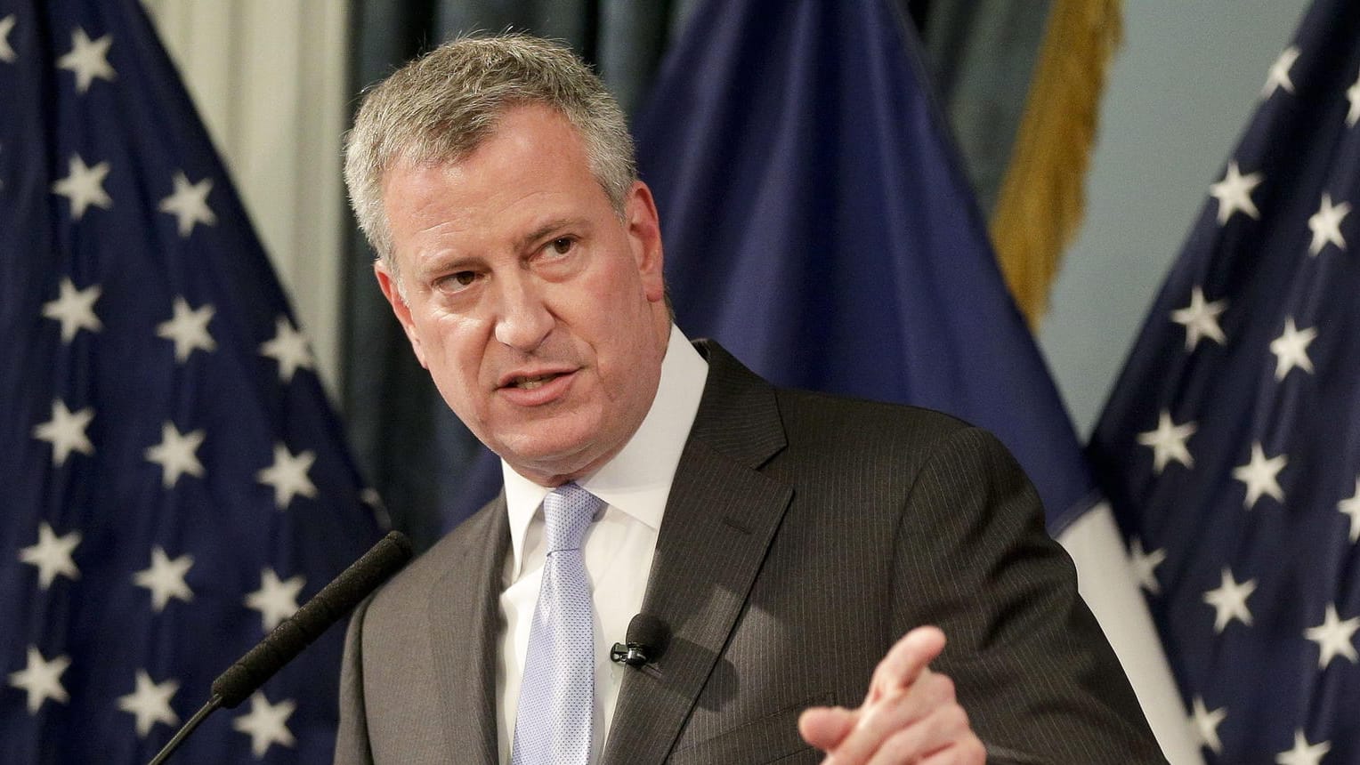 New Yorks Bürgermeister Bill de Blasio ist überzeugt, dass seine Stadt problemlos die G20-Gipfel ausrichten könnte.