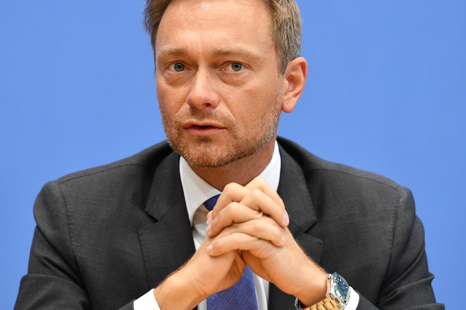 Der FDP-Vorsitzende Christian Lindner hat eine verstärkte Ausrichtung der Zuwanderungspolitik auf deutsche Interessen gefordert.