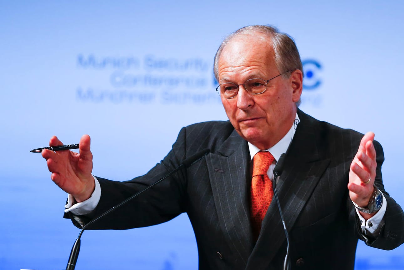 Wolfgang Ischinger, der Chef der Münchner Sicherheitskonferenz, glaubt, dass Ausschreitungen wie beim G20-Gipfel in Hamburg, in München nicht möglich wären.