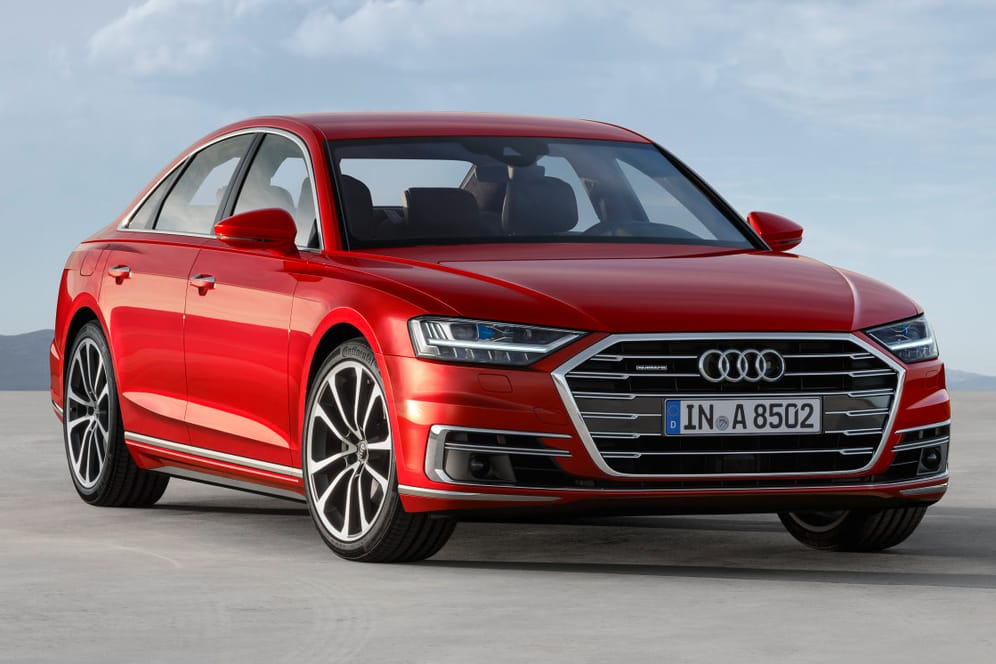 Neben Altbewährtem will Audi ab 2018 auch eine Plug-in-Hybrid-Version des A8 anbieten.