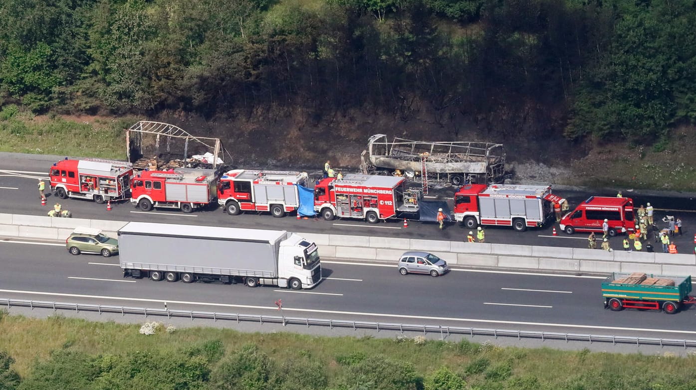 Die Unfallstelle auf der Autobahn A9 bei Münchberg (Bayern) am 03.07.2017. (Archiv)