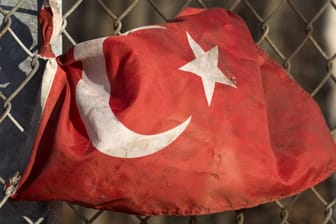 In der Türkei kommt es immer häufiger zu Festnahmen regierungskritischer Personen.