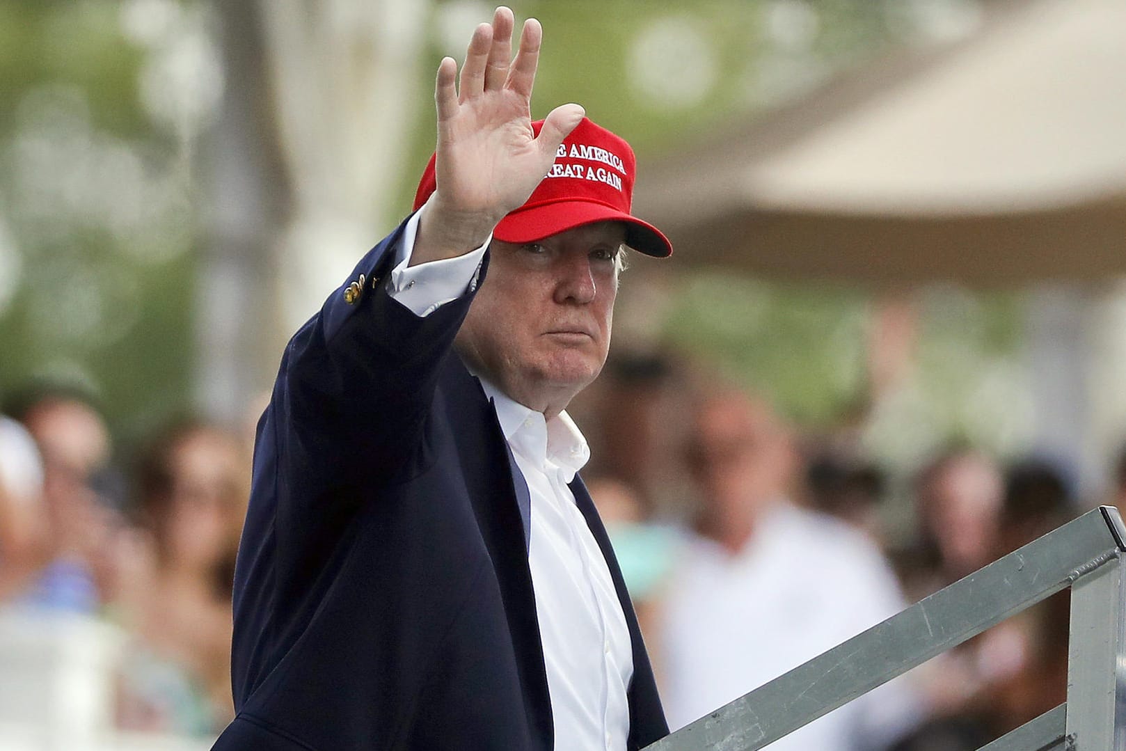 US-Präsident Donald Trump am Samstag bei einem Besuch in seinem Golfclub in Bedminster (US-Staat New Jersey).
