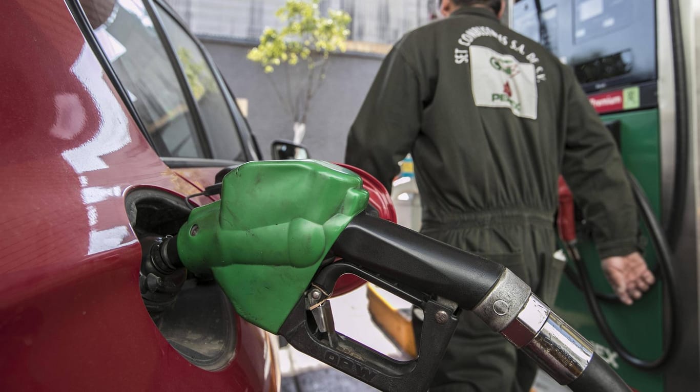 Immer häufiger wird in Mexiko Benzin abgezapft (Symbolbild).