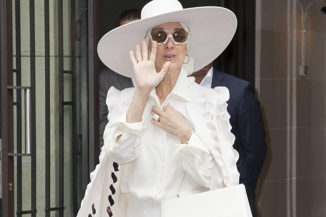 Celine Dion hat einen neuen Stylisten.