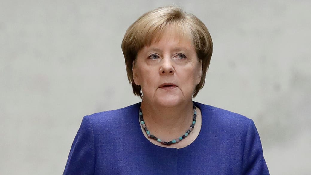 Beim Sommerinterview im Kanzleramt bemühte sich Angela Merkel um eine inhaltliche Abgrenzung von der CSU.