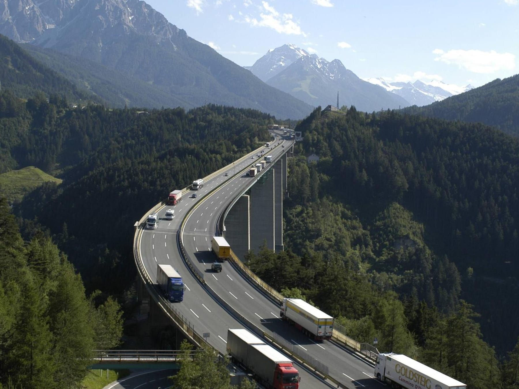 Alternative Routen: So entkommen Sie dem Grenzstau am Brenner - FOCUS online