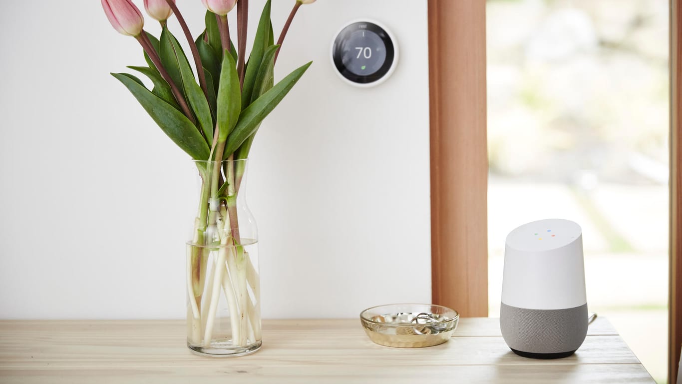 Google-Home-Lautsprecher kommt im August für 149 Euro.