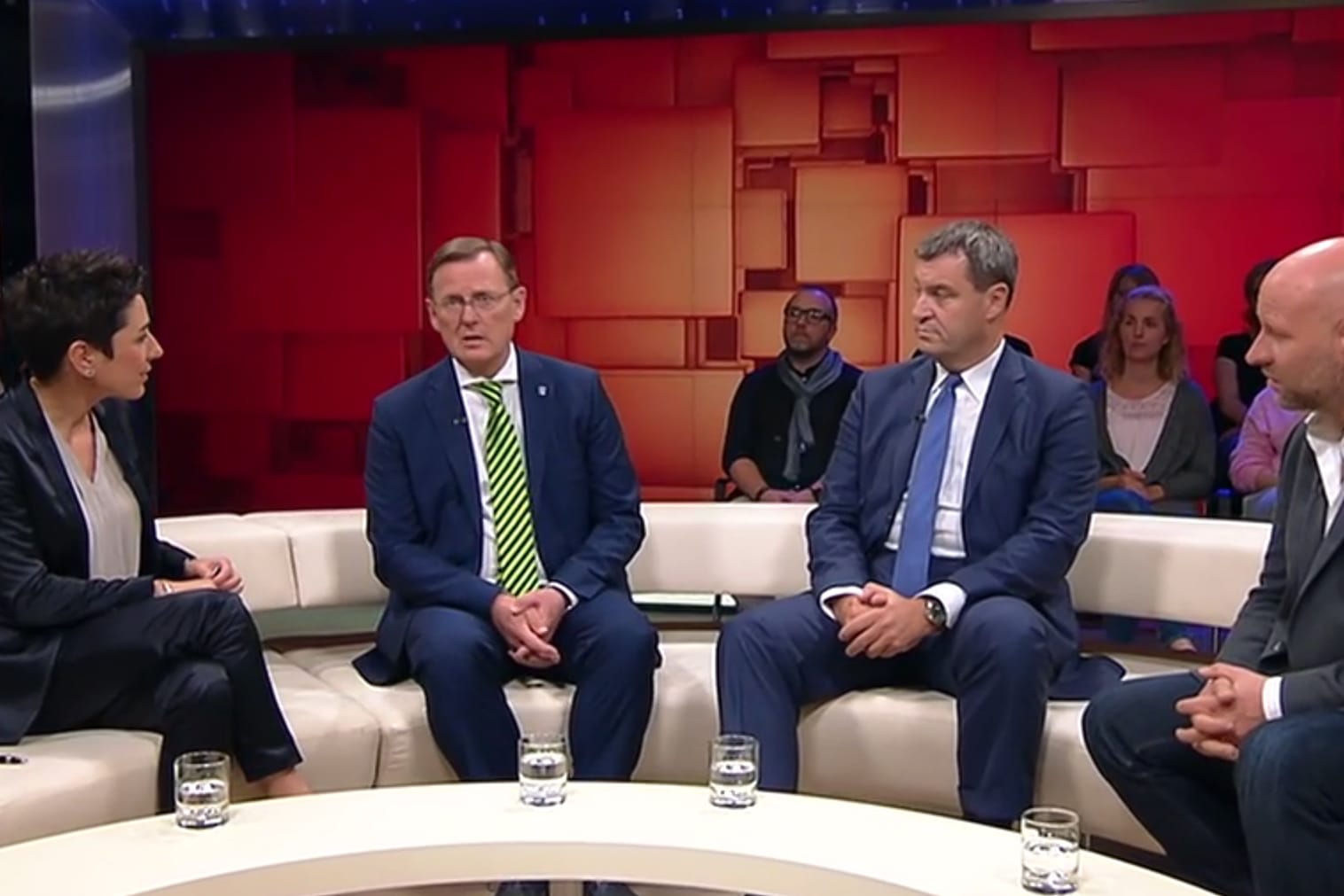 Zu Gast bei Dunja Hayali waren Thüringens Ministerpräsident Bodo Ramelow, der CSU-Politiker Markus Söder und der Publizist Olaf Sundermeyer.