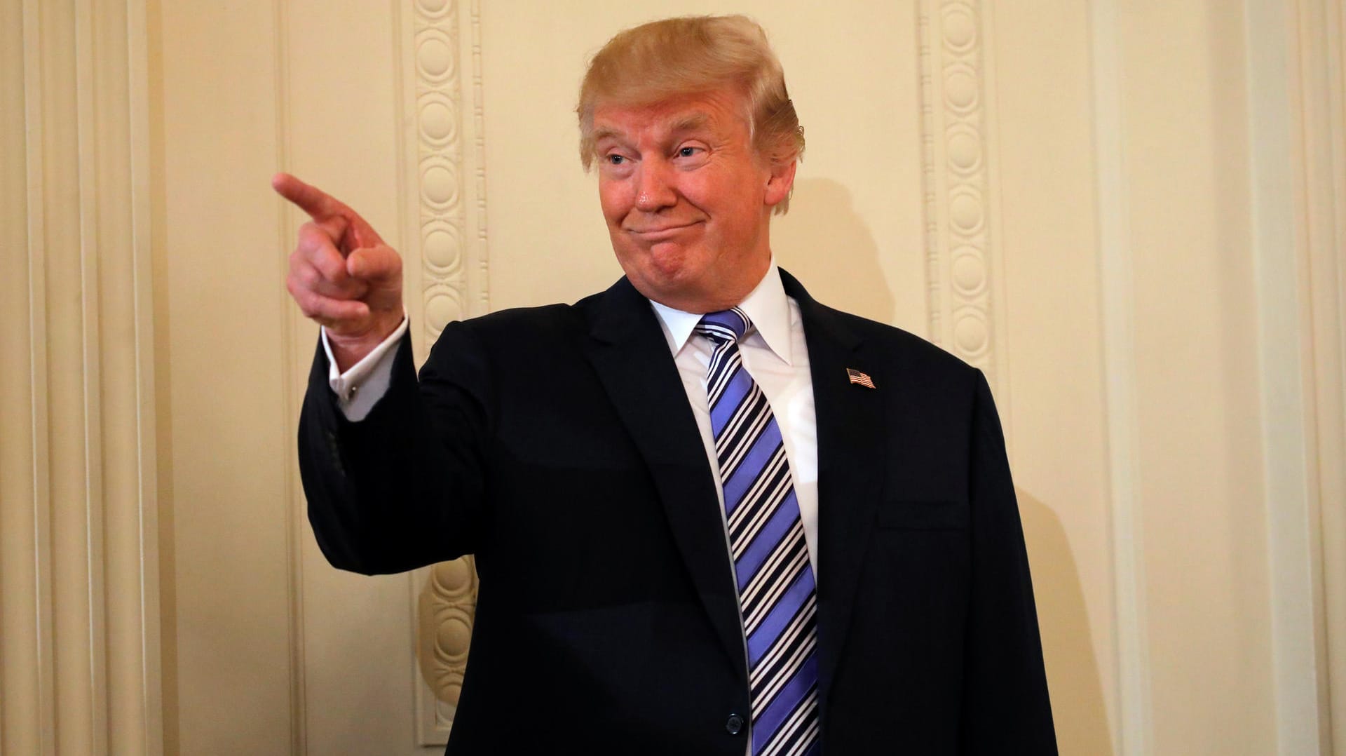 US-Präsident Donald Trump lässt von seinen Anwälten das Team von Russland-Sonderermittler Robert Mueller durchleuchten. US-Präsident Donald Trump lässt von seinen Anwälten das Team von Russland-Sonderermittler Robert Mueller durchleuchten.