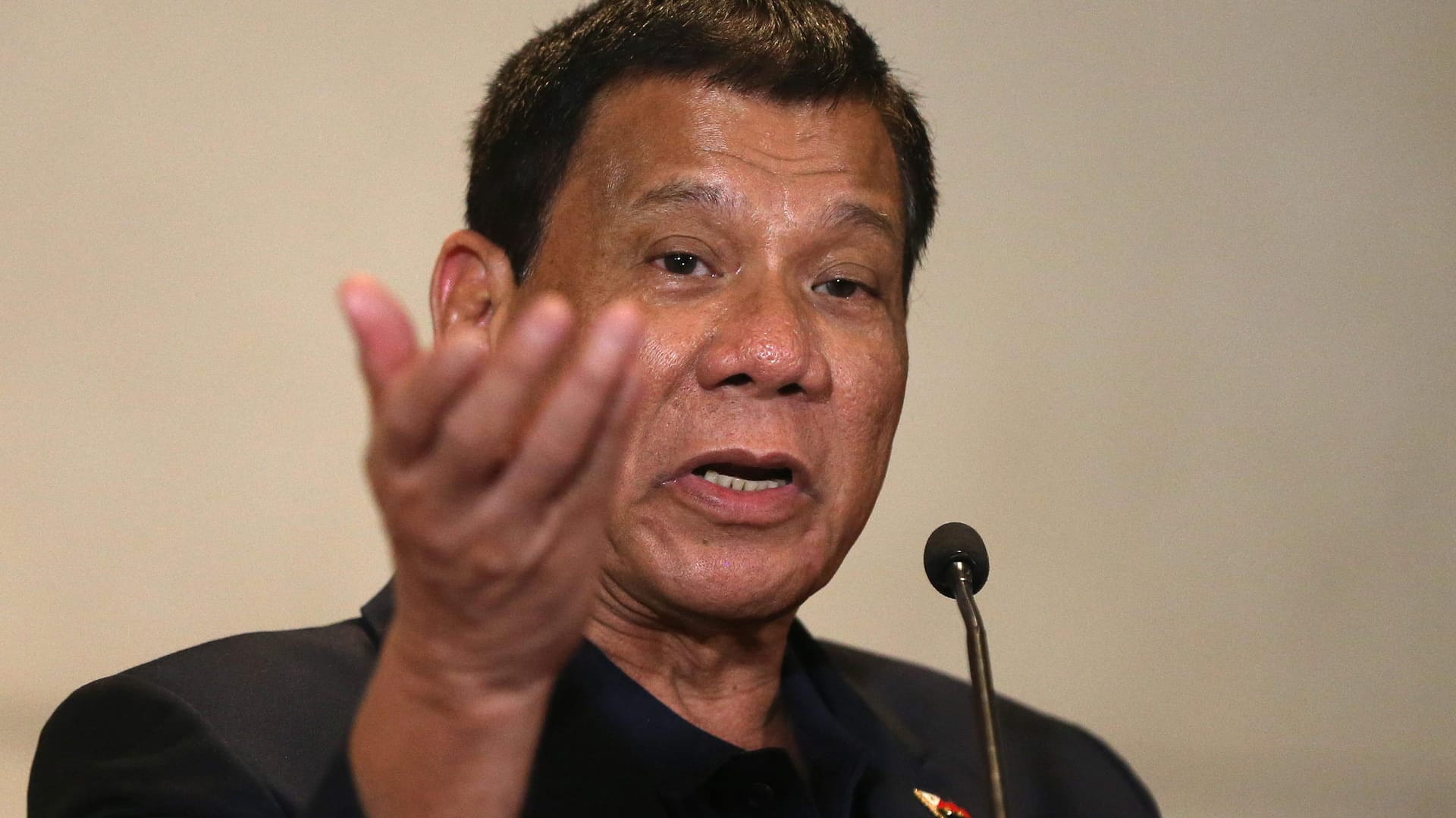 Der Philippinische Präsident Rodrigo Duterte hält nicht viel von den USA. Der Philippinische Präsident Rodrigo Duterte hält nicht viel von den USA.