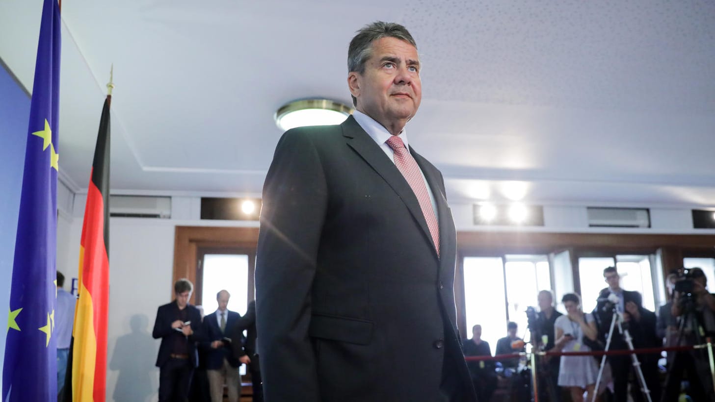 Sigmar Gabriel erklärte die Neuausrichtung der deutschen Türkeipolitik am Donnerstag vor Journalisten in Berlin.