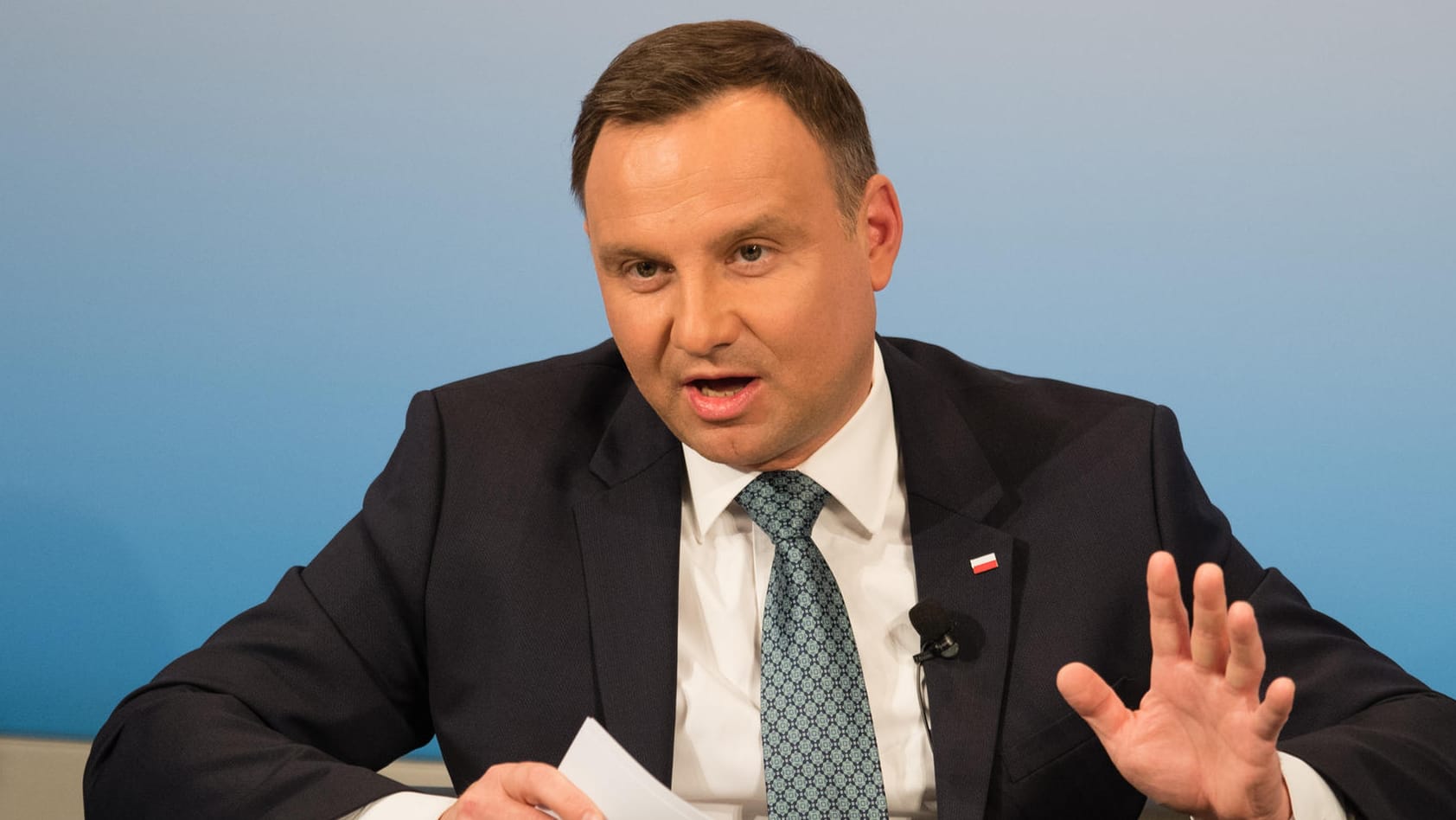 Der polnische Präsident Andrzej Duda erwägt, das neue Justizgesetz vom Obersten Gericht prüfen zu lassen. Der polnische Präsident Andrzej Duda erwägt, das neue Justizgesetz vom Obersten Gericht prüfen zu lassen.