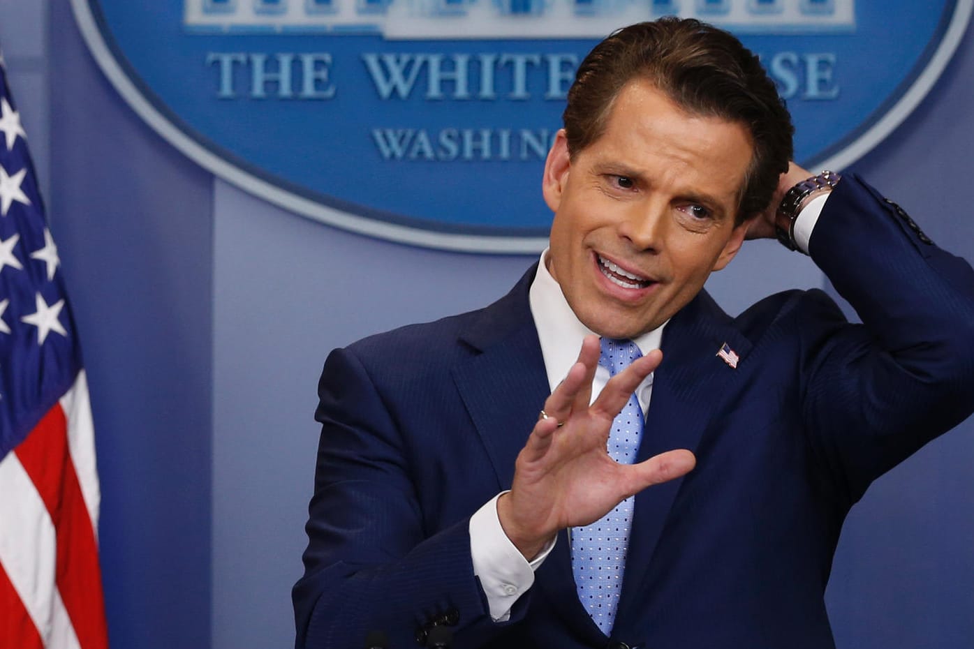 Der neue Kommunikationschef des US-Präsidenten, Anthony Scaramucci, hat alte Tweets von seinem Nutzer-Account gelöscht, die nicht mit Donald Trumps Ansichten in Einklang stehen.