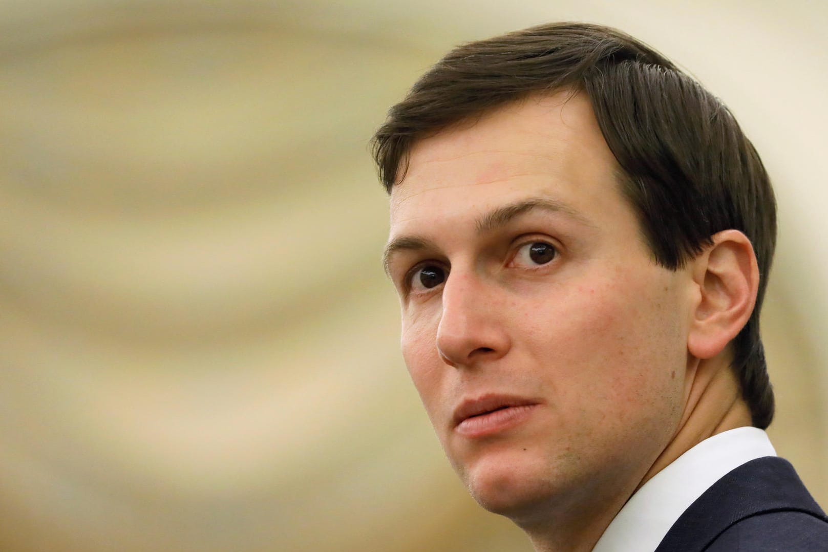 Donald Trumps Schwiegersohn und Berater Jared Kushner hat vier Treffen mit Russen während des US-Wahlkampfes und kurz danach eingestanden.
