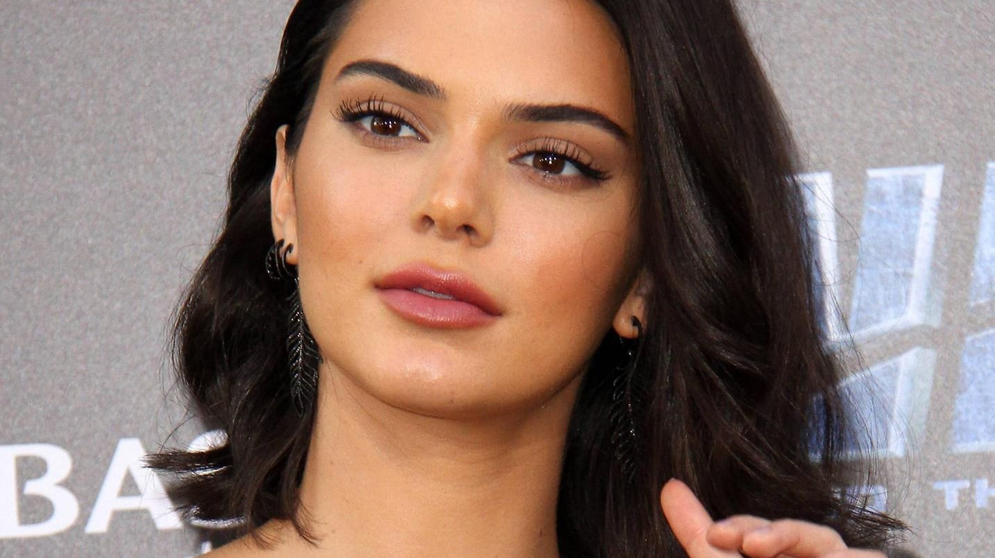 Mit oder ohne Kleidung: Kendall Jenner ist wahrlich schön anzusehen.