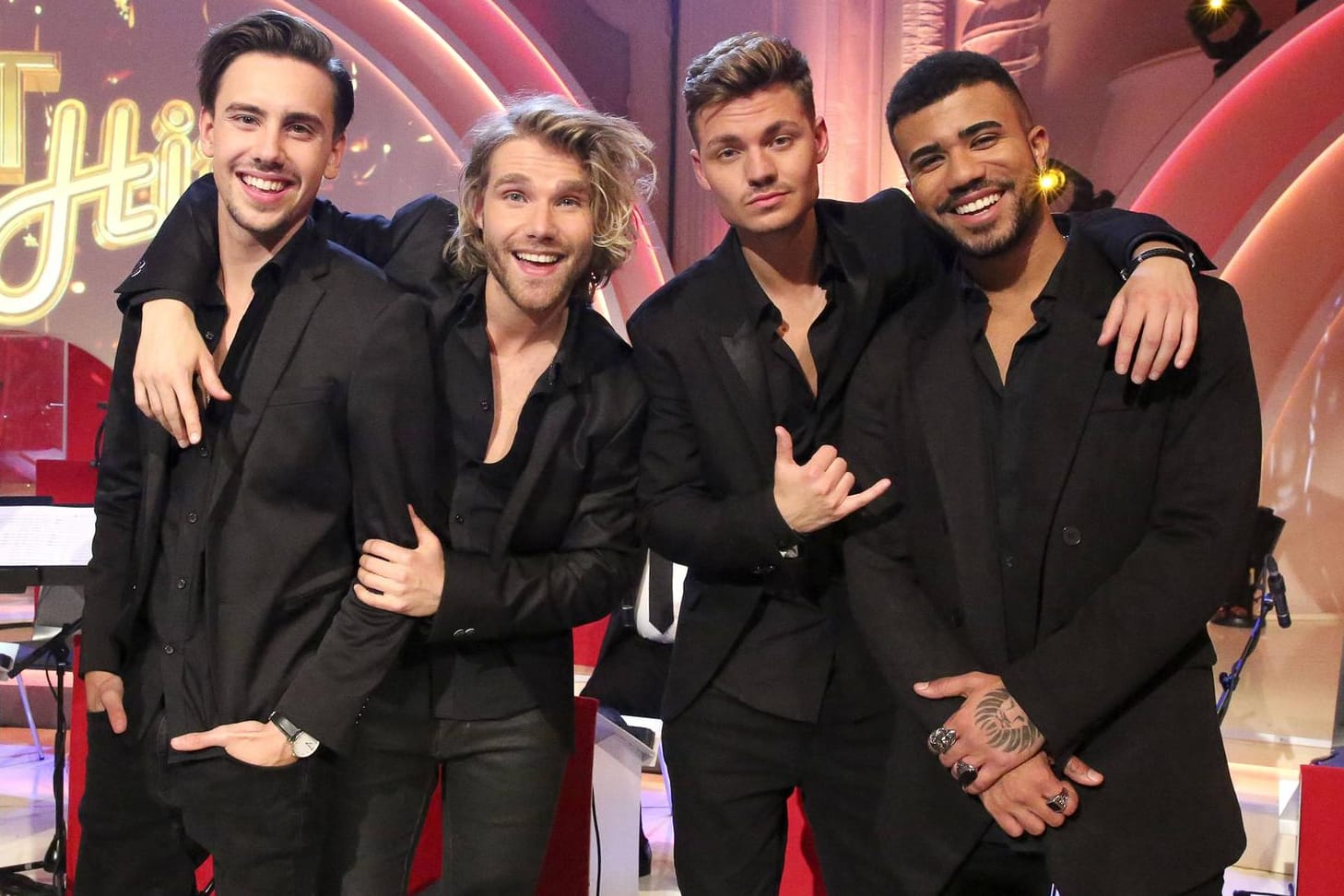 Die Jungs der Band Feuerherz suchen nach der großen Liebe.