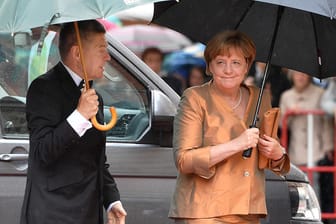 Angela Merkels Ehemann Joachim Sauer war natürlich auch mit dabei.