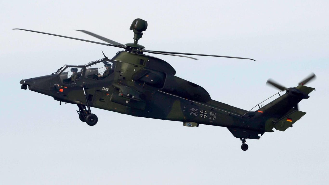 Bei dem abgestürzten Helikopter handelt es sich um einen Kampfhubschrauber des Typs Tiger.