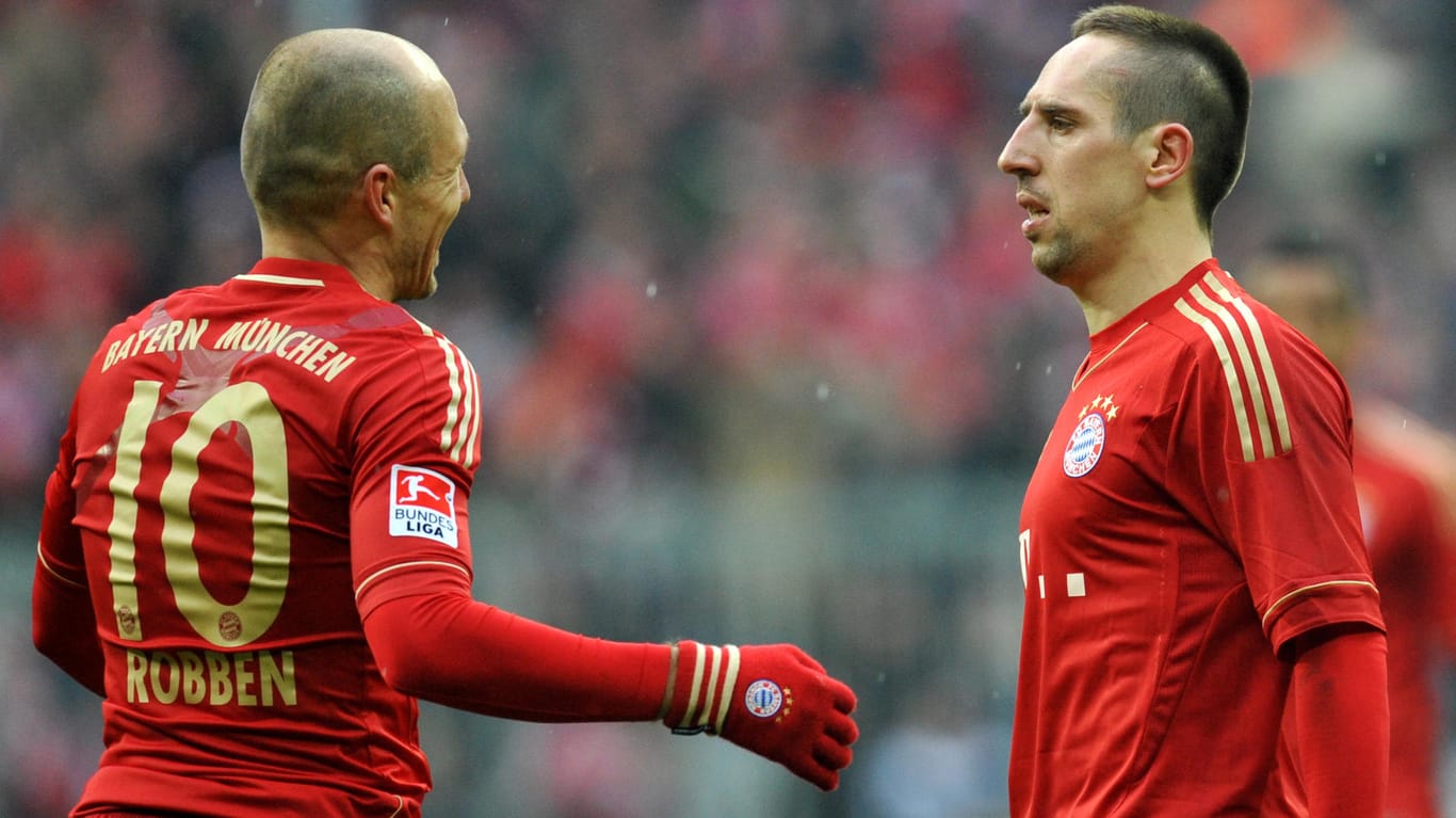 Arjen Robben (r.) und Franck Ribéry spielen seit 2009 zusammen beim FC Bayern München.