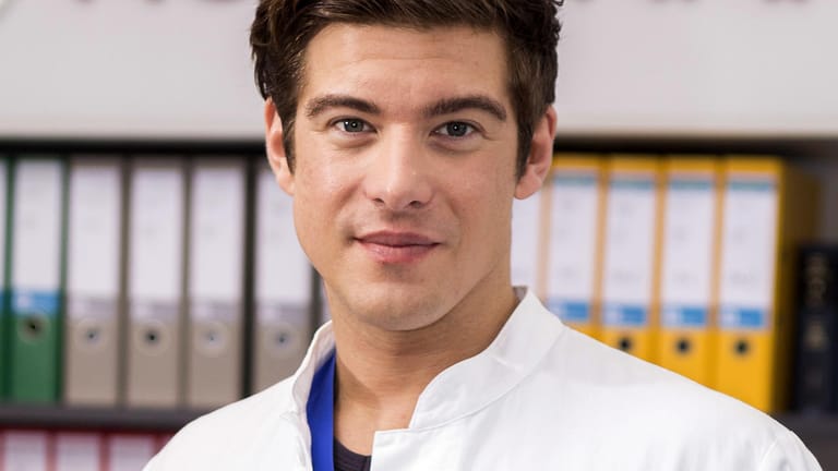 "In aller Freundschaft - Die jungen Ärzte"-Star Philipp Danne sagte "Ja".