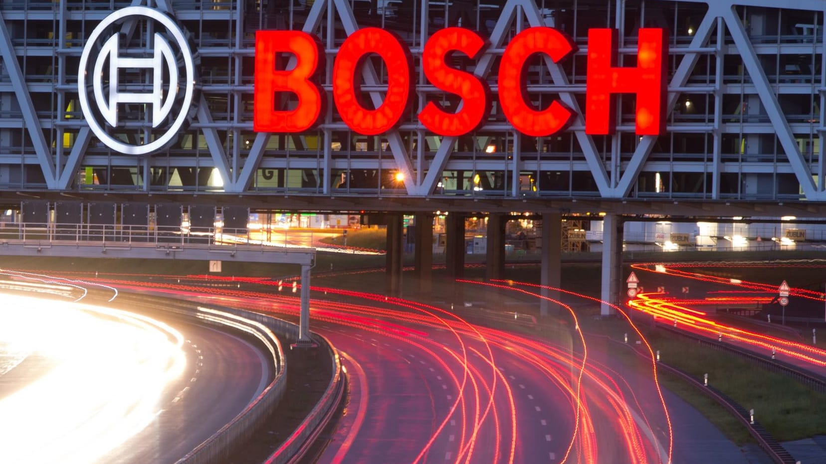 Das Universaltalent der Autozulieferer gerät immer mehr in den Sog aus Abgas- und Kartell-Skandal. Das Universaltalent der Autozulieferer gerät immer mehr in den Sog aus Abgas- und Kartell-Skandal.