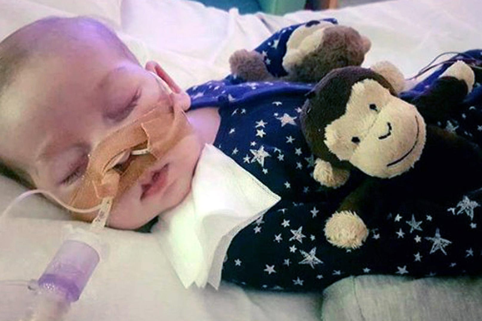 Das Baby Charlie Gard ist gestorben.