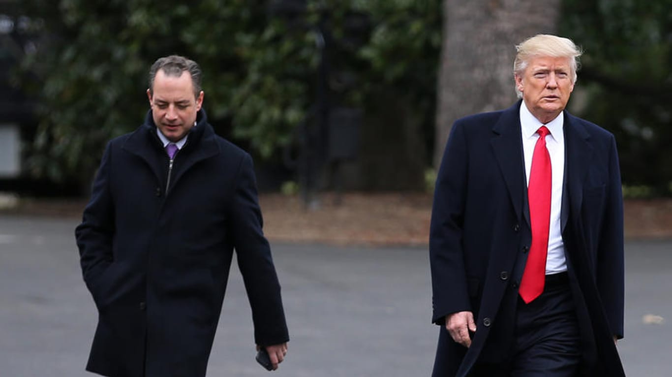 Ein Bild aus besseren Tagen: Reince Priebus und Donald Trump im Februar 2017.