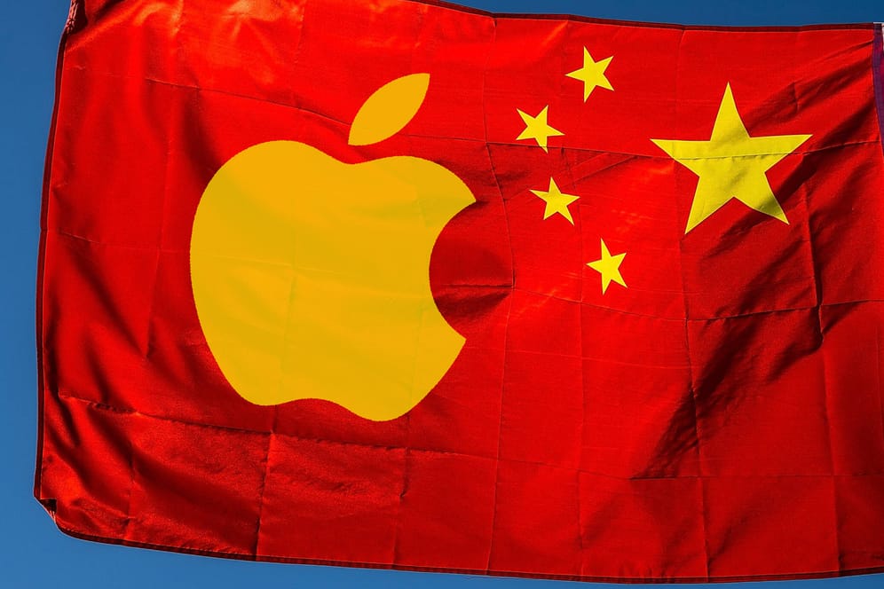 Die chinesische Flagge mit Apple-Logo