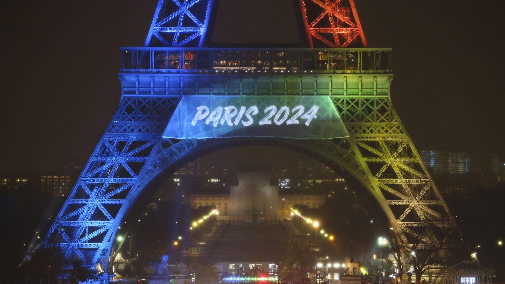 Paris inszenierte seine Olympia-Bewerbung auch am Eiffelturm.