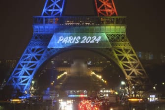 Paris inszenierte seine Olympia-Bewerbung auch am Eiffelturm.