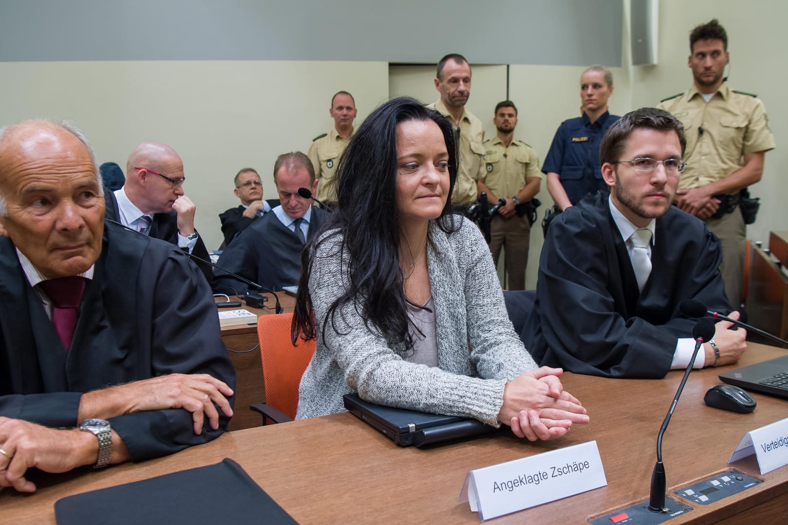 Beate Zschäpe (42) ist die Hauptangeklagte im NSU-Prozess vor dem Oberlandesgericht in München.