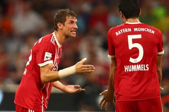 Unzufrieden, wütend, alarmiert: Thomas Müller und Mats Hummels.