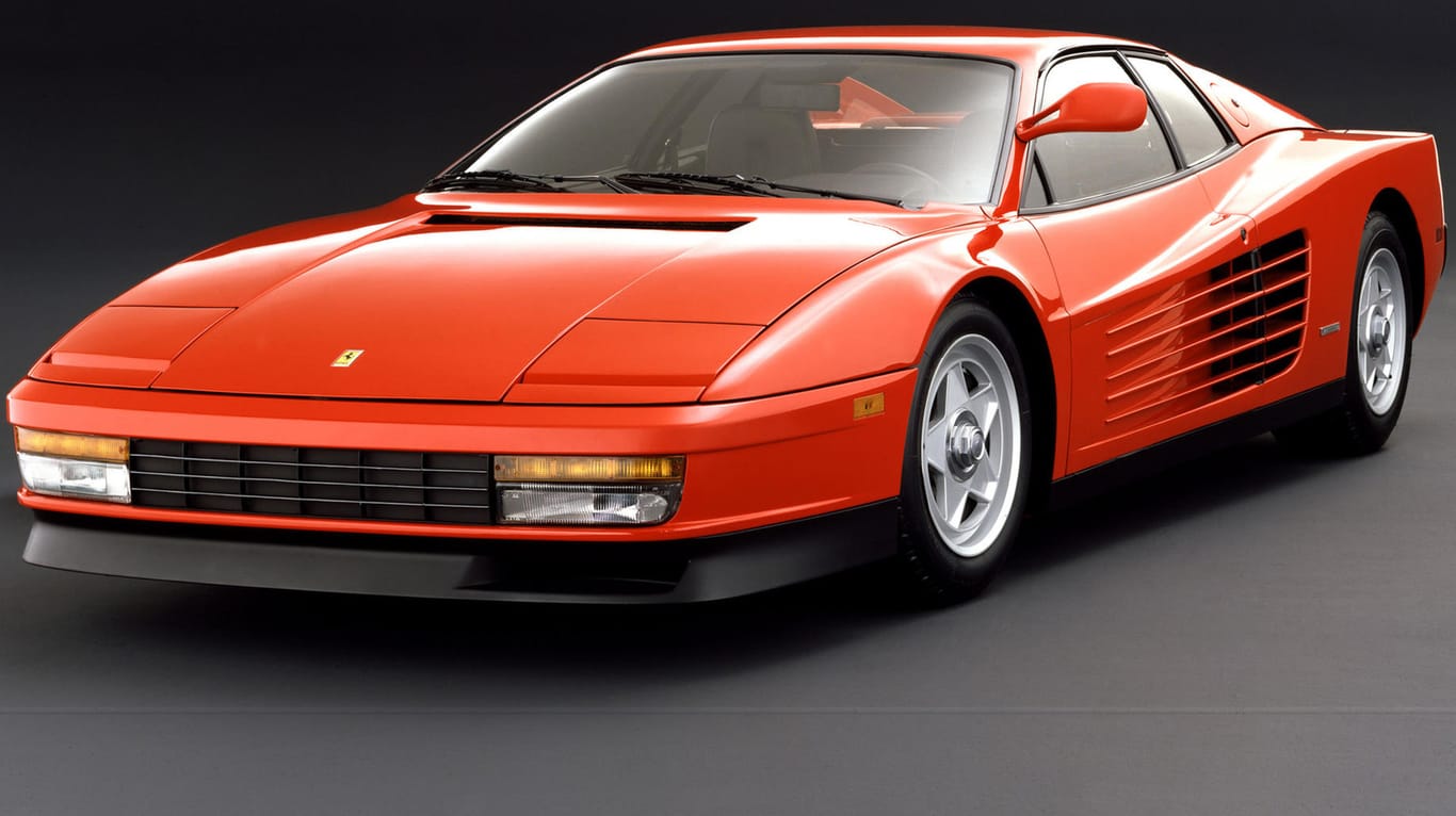 Das Design des Ferrari Testarossa brachte viele Tuner auf die Idee, andere Autos ähnlich erscheinen zulassen.