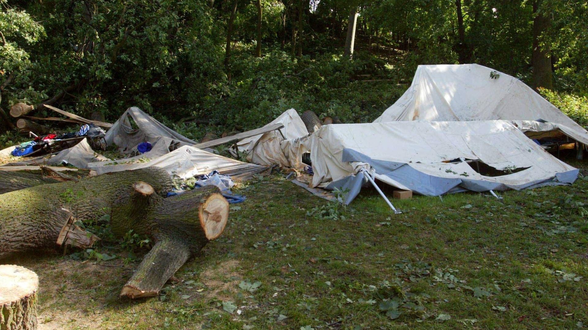 Bei einem Campingausflug einer bayerischen Familie ist ein dreijähriger schwer verletzt worden. (Symbolbild)