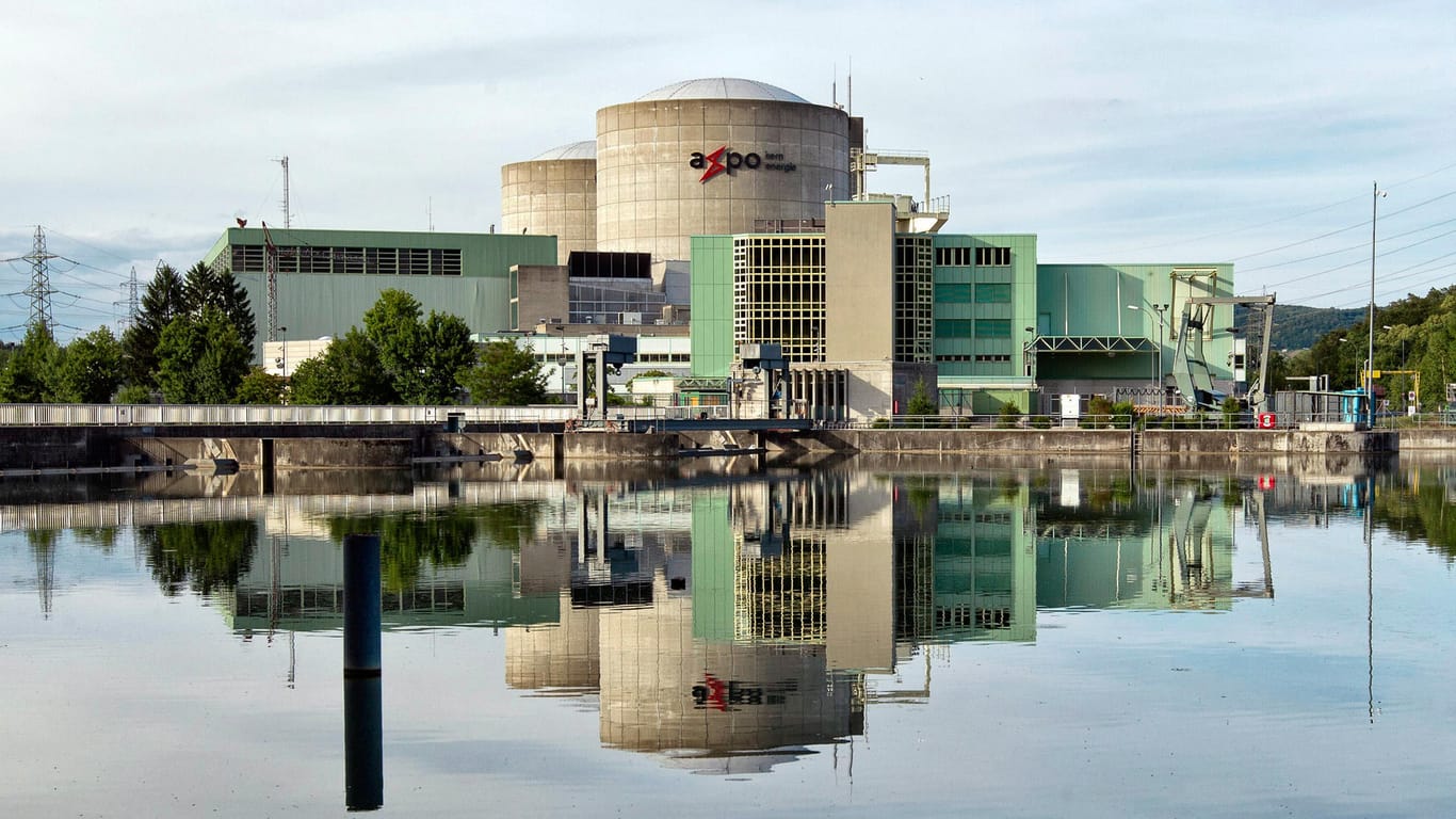 Schweizer Atomkraftwerk Beznau wegen Störung abgeschaltet.