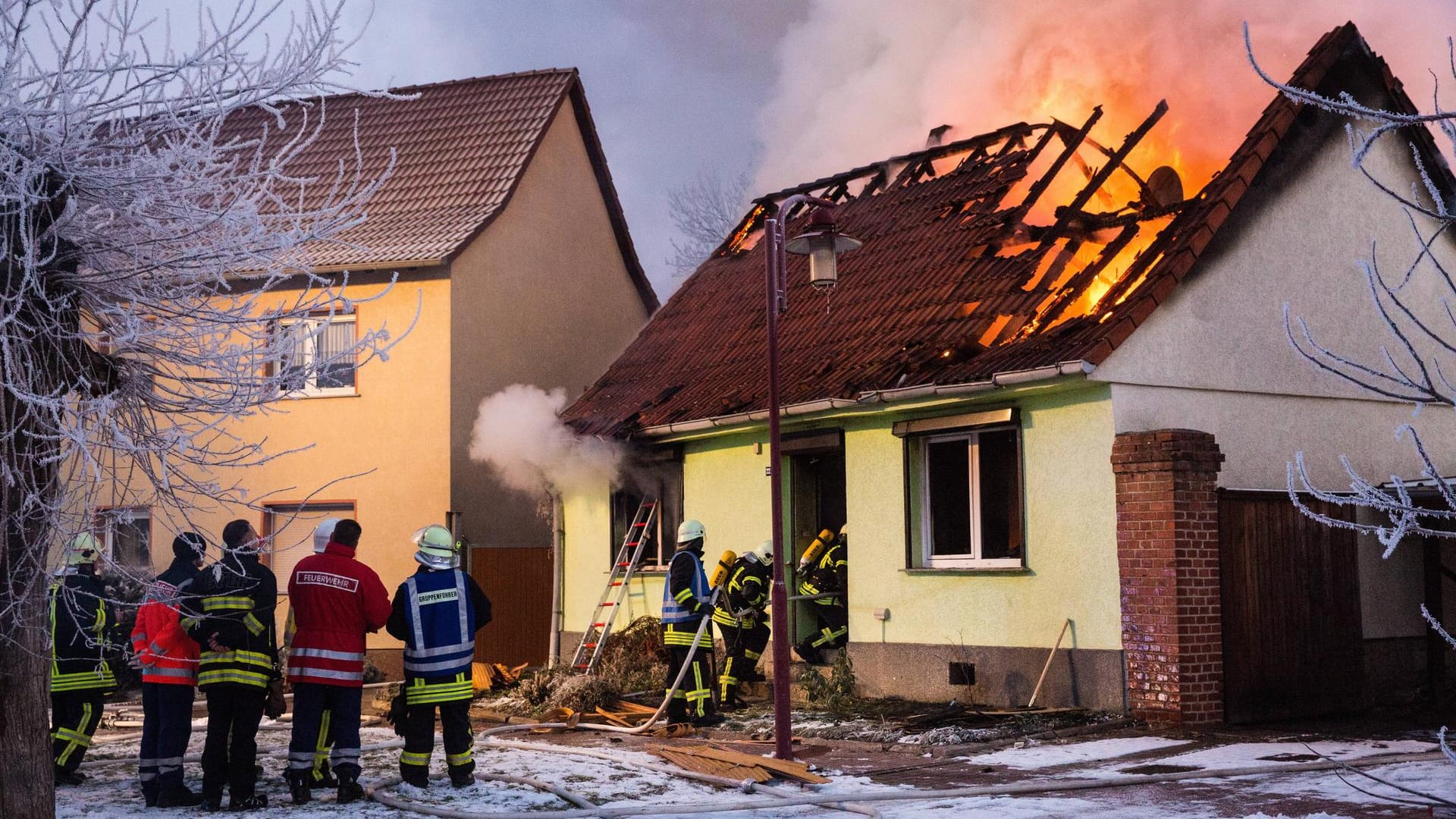 Brand eines Hauses