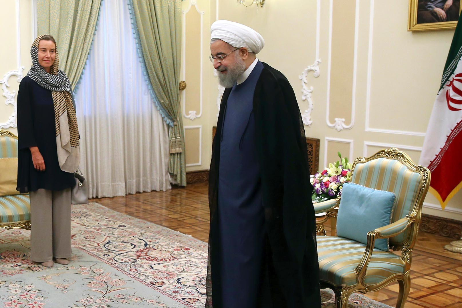 Präsident Hassan Ruhani hat in Teheran die EU-Außenbeauftragte Federica Mogherini getroffen.