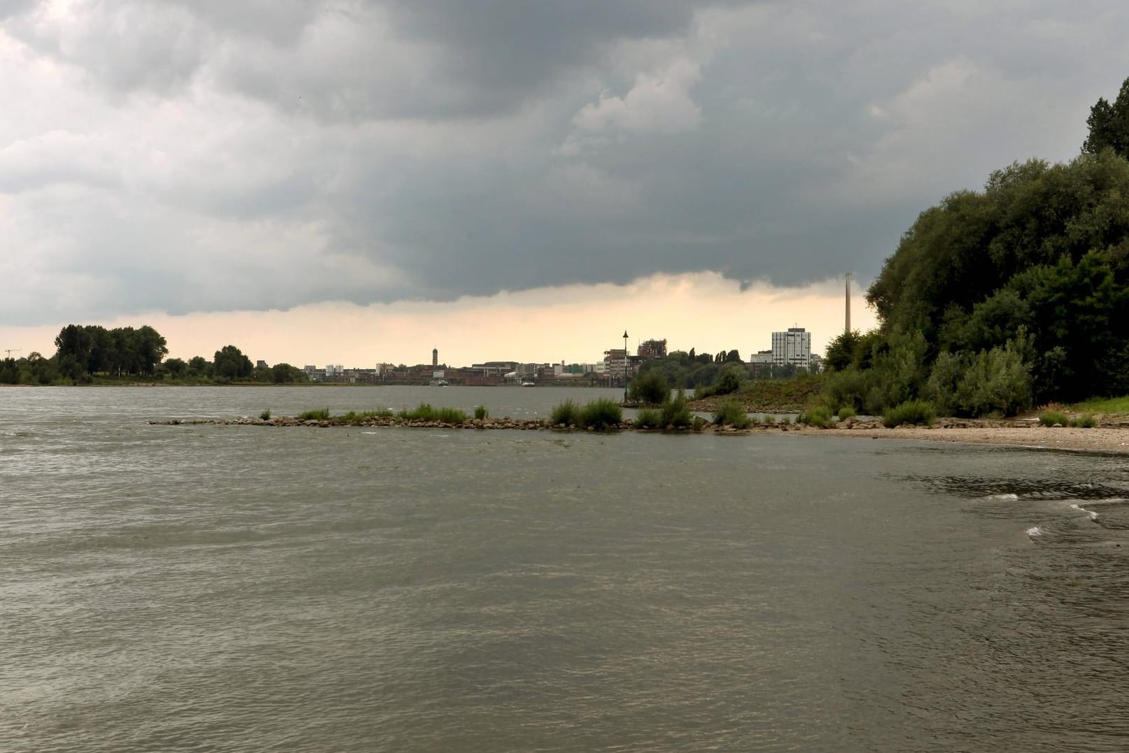 Rheinaue Friemersheim in Duisburg