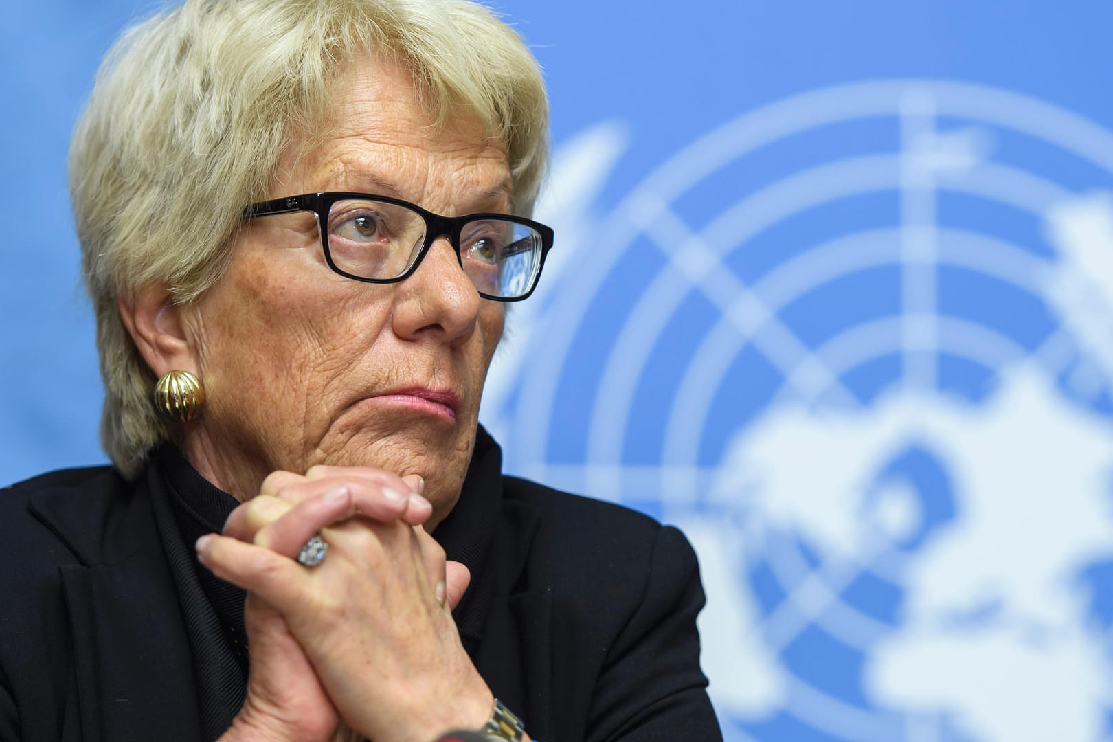 Del Ponte hat ihren baldigen Rückzug aus der Syrien-Untersuchungskommission bekannt gegegben und diesen mit scharfer Kritik verbunden.