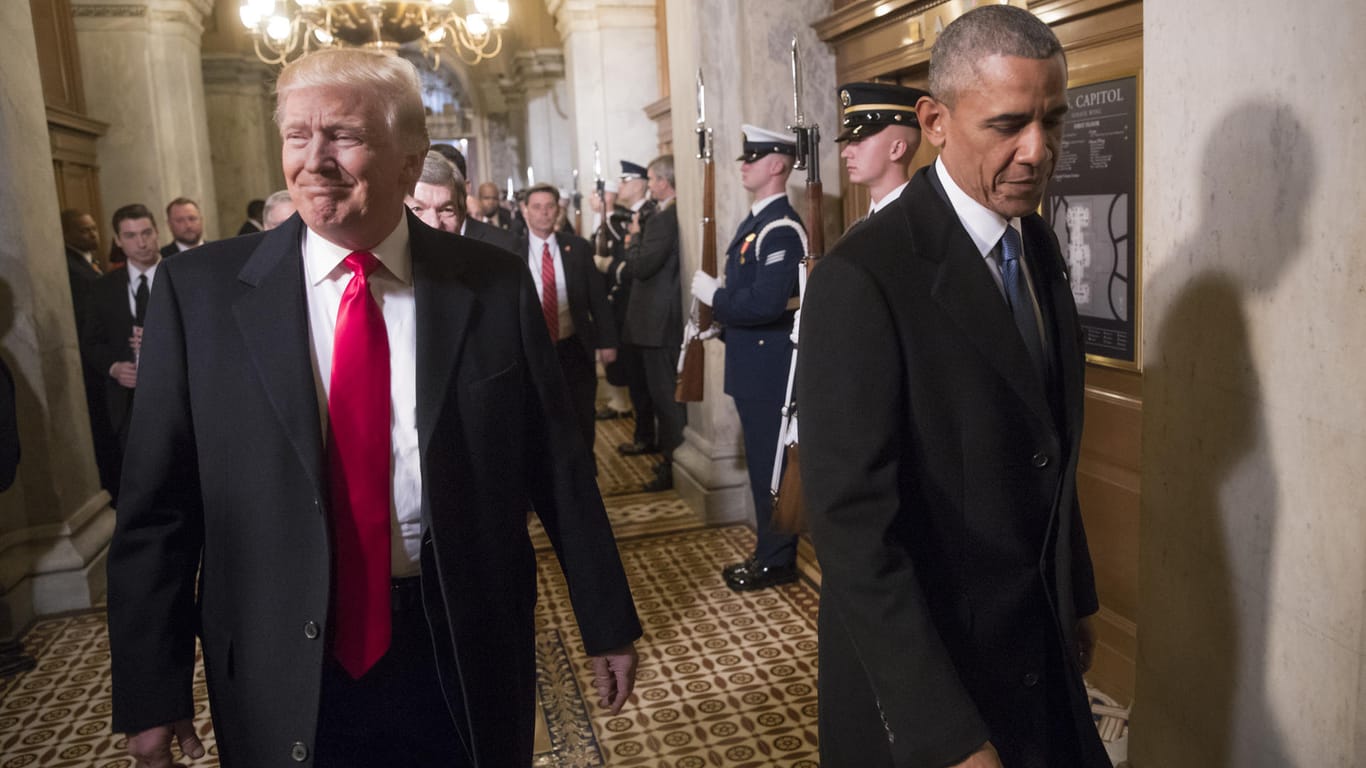 Der ehemalige designierte US-Präsident Donald Trump und der scheidende Präsident Barack Obama treffen im Kapitol in Washington zu der Feier zu Trumps Amtseinführung ein.