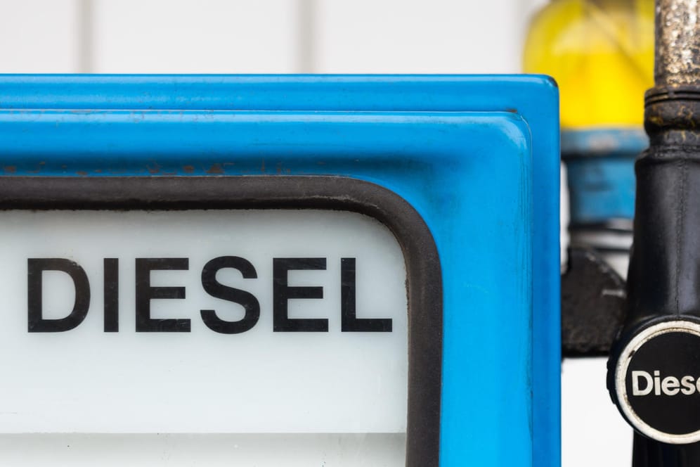 Immer weniger Deutsche wollen Diesel tanken.