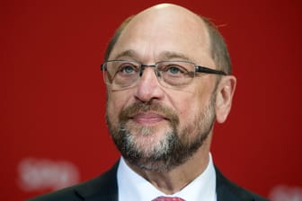 Der SPD-Vorsitzende Martin Schulz spricht bei einert Wahlparty der SPD in der Parteizentrale in Berlin.