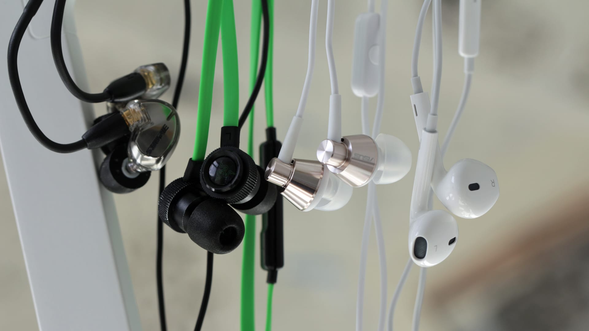 In-Ear-Kopfhörer als Earbuds, mit Slikon- oder Schaumstoff-Passform