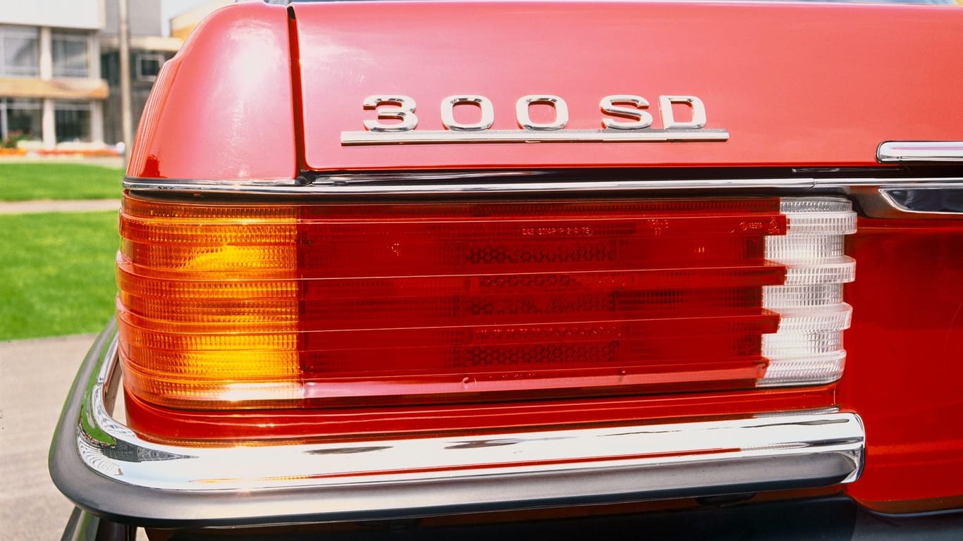 Mercedes-Benz Typ 300 SD Turbodiesel Limousine, die USA-Ausführung aus dem Jahre 1977.