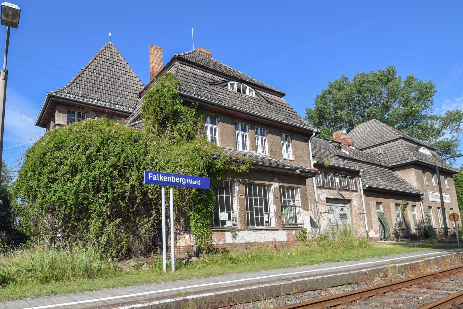 Wohnen im Bahnhofsgebäude